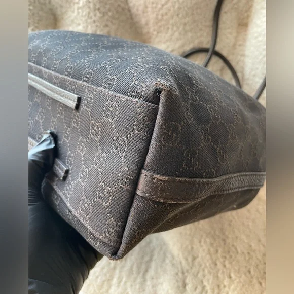 Gucci tote bag